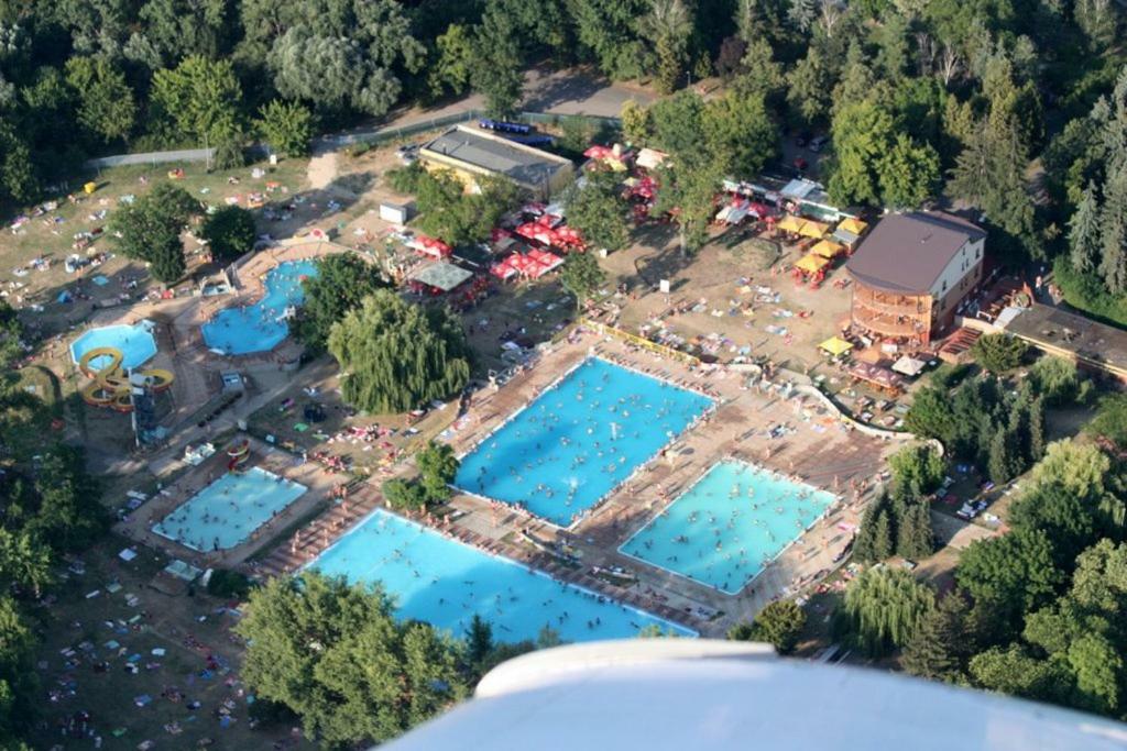 Jenny Home Mojmirovce Экстерьер фото