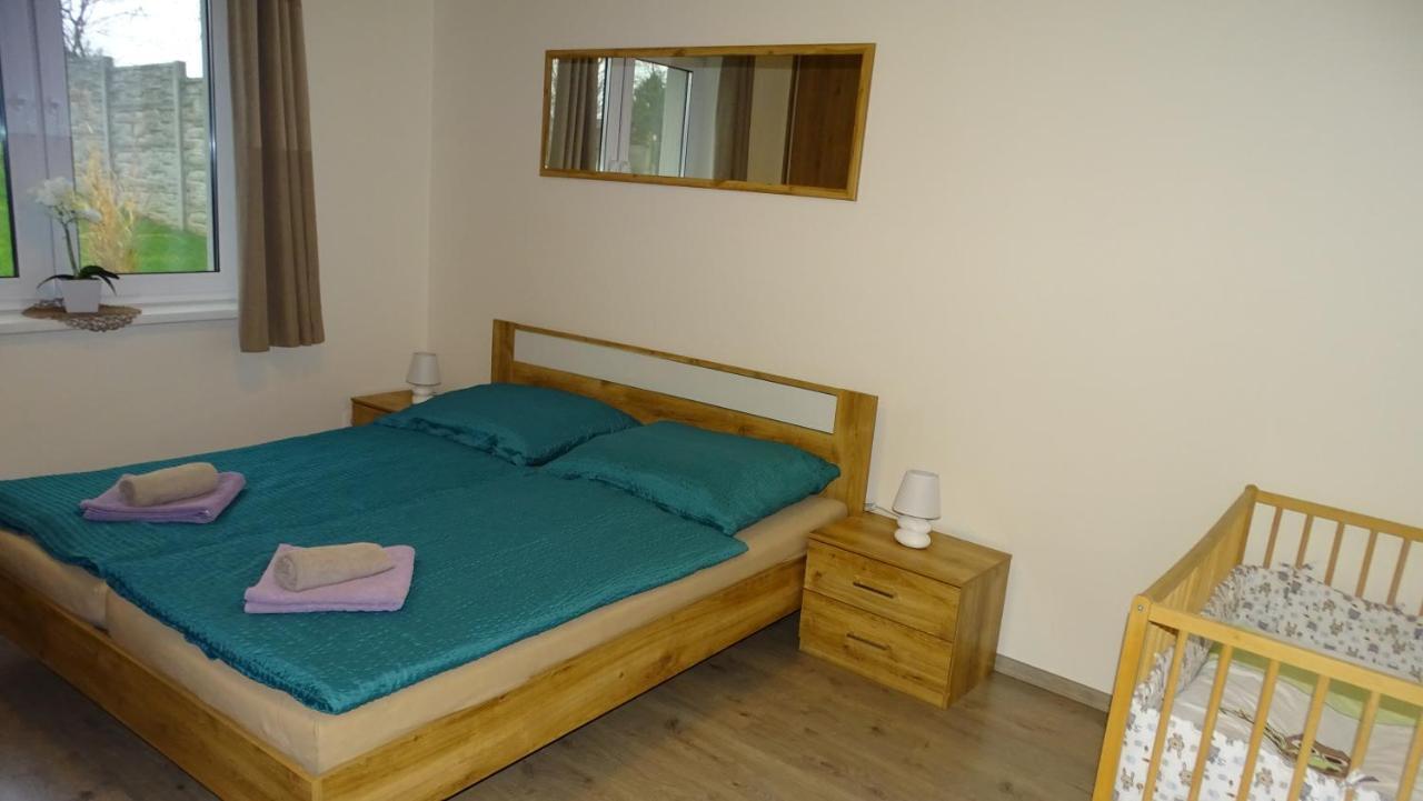 Jenny Home Mojmirovce Экстерьер фото